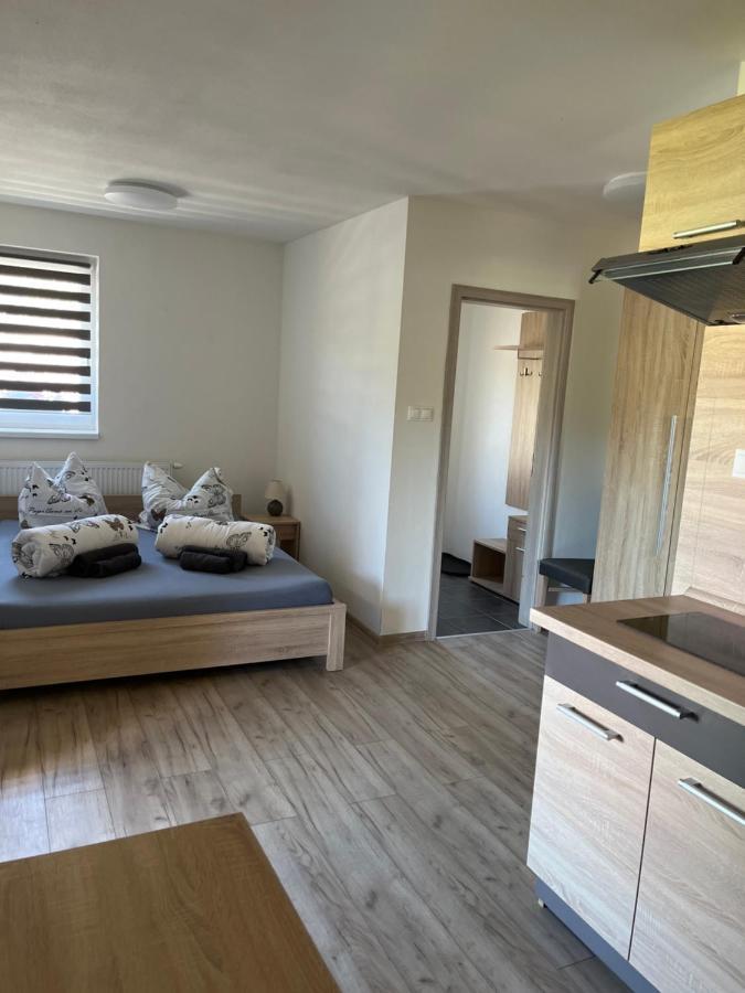 Apartmanovy Dom Magda Vrbov Dış mekan fotoğraf