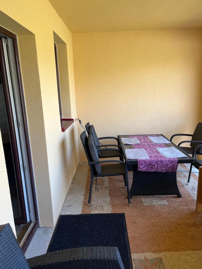 Apartmanovy Dom Magda Vrbov Dış mekan fotoğraf